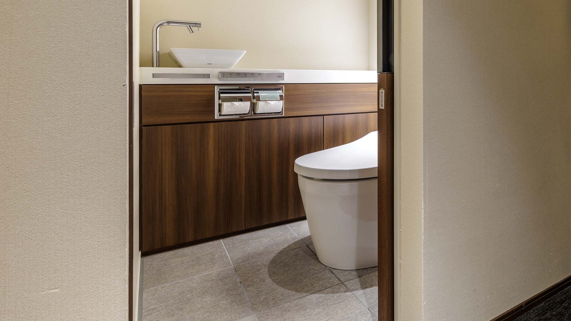 【ダブル(御池通り)】