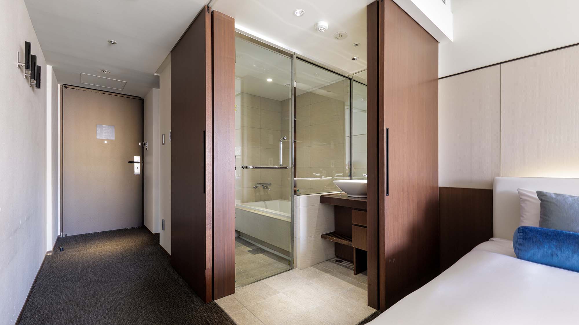 【鴨川トリプル】