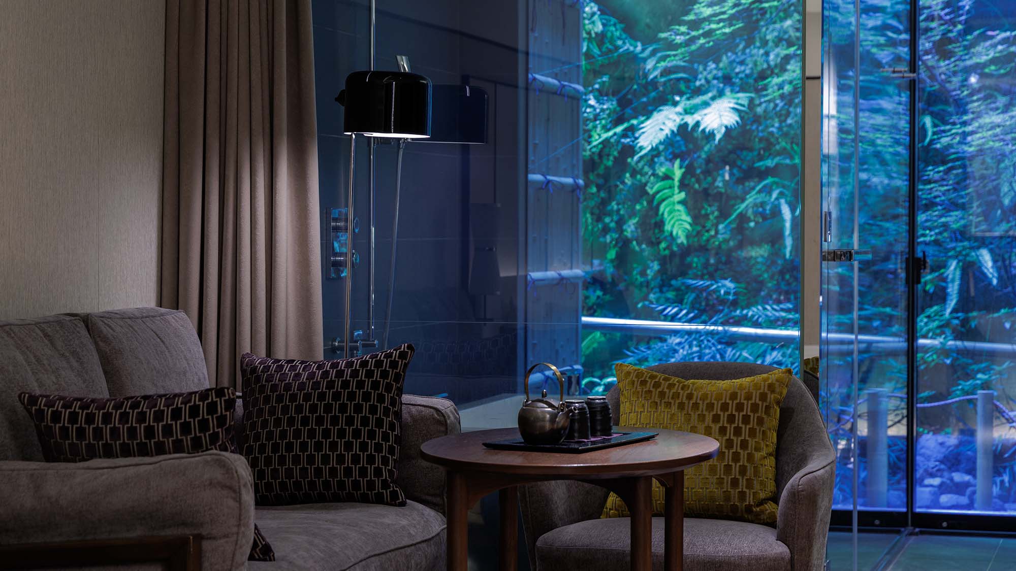 【ガーデンツイン】