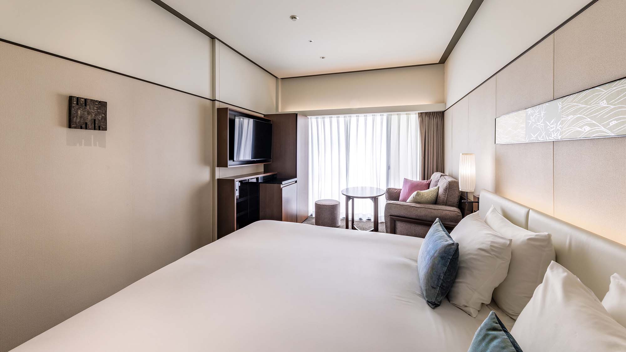 【ダブル(御池通り)】