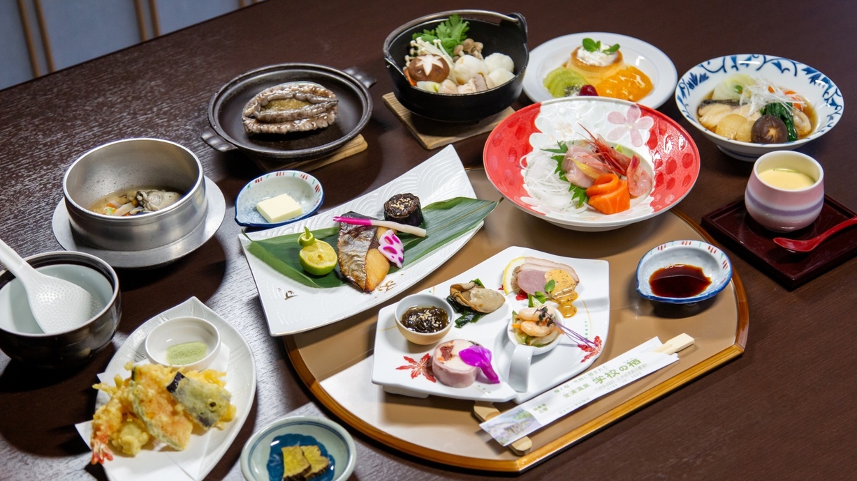 【桜プラン】活鮑と旬の魚が彩る、海鮮メインの贅沢プラン/2食付