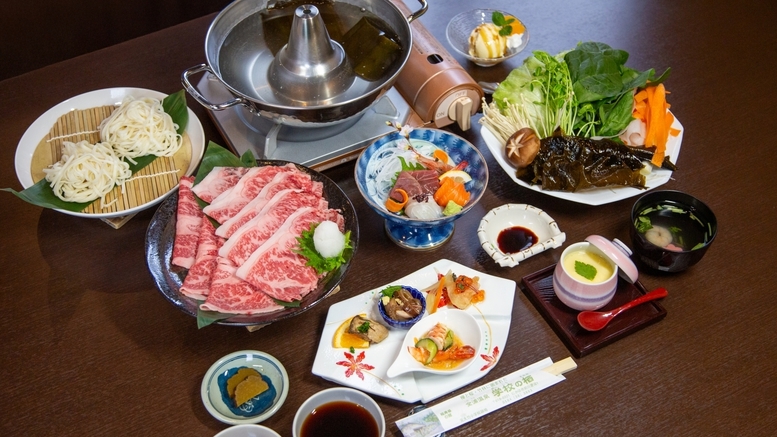 【秋田得旅】【由利牛「特選」サーロインと肩ロースのしゃぶしゃぶプラン】柔らかな旨味をご堪能/2食付