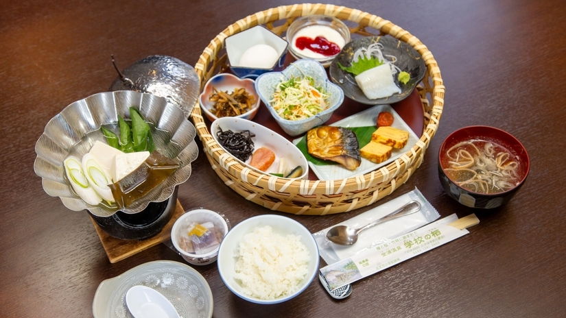 【秋田得旅】【由利牛「特選」サーロインと肩ロースのしゃぶしゃぶプラン】柔らかな旨味をご堪能/2食付
