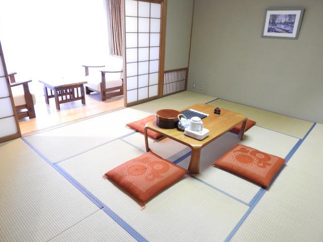 和室（トイレ付）※テレビが無いので勉強やお仕事に最適♪