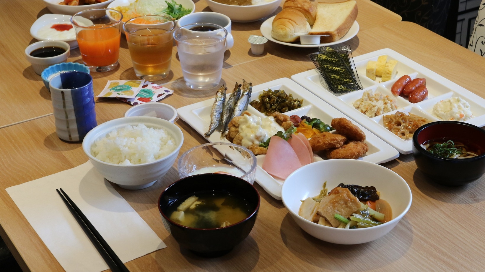【朝食ビュッフェ付】こだわり食材の朝食ビュッフェ！6時30分から　繁華街至近の街ナカホテル