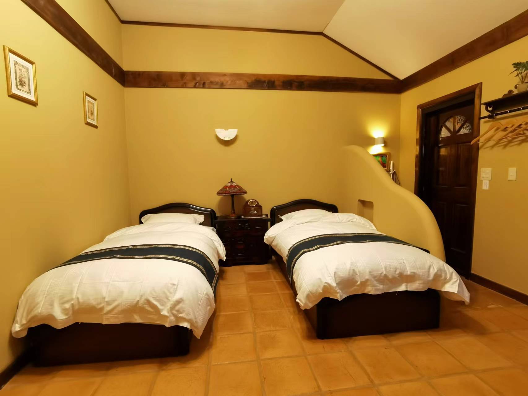 【ツインベッド】広々とした浴室とテラス付き★ペット宿泊可