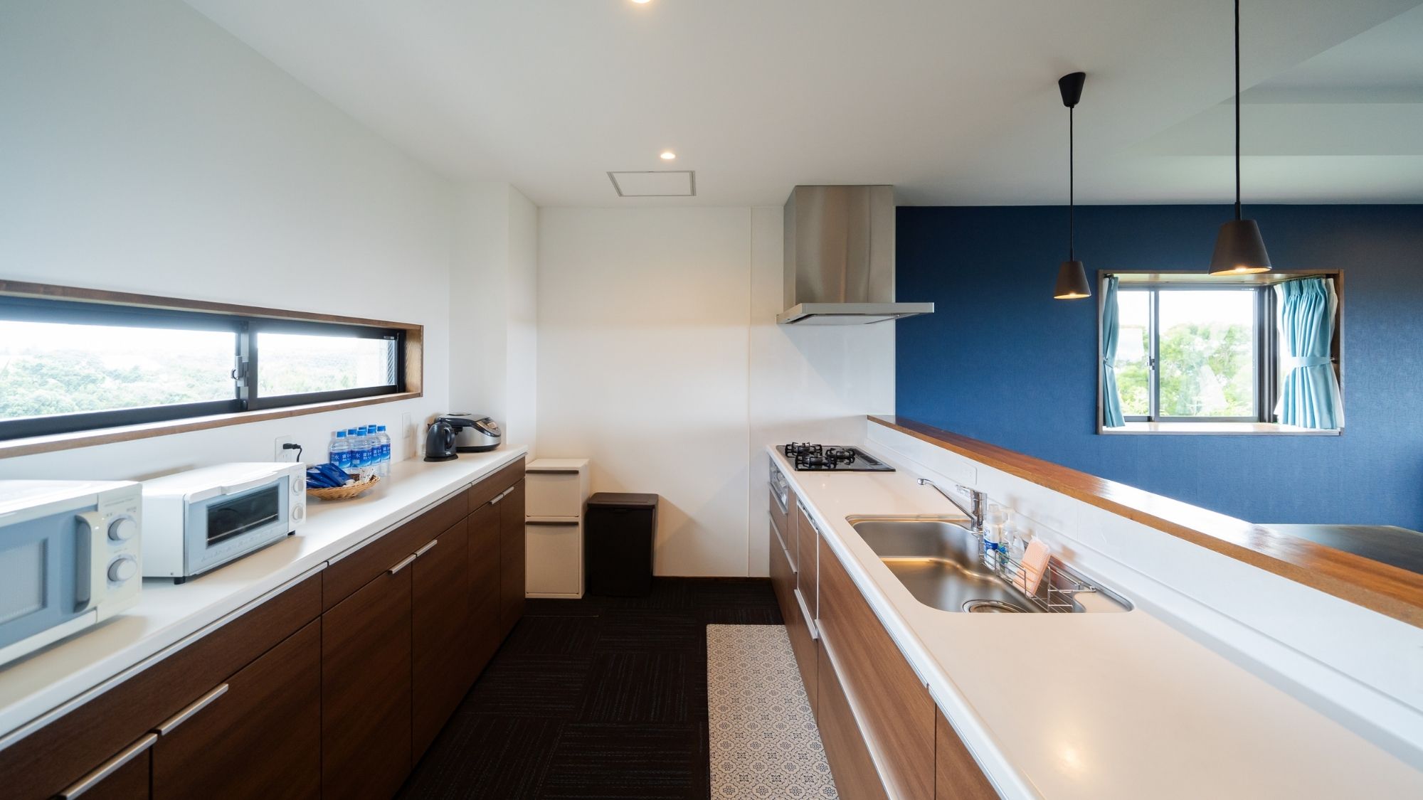 【2F - 海- Ocean -】フルキッチン付き。長期滞在や家族旅行にも最適。