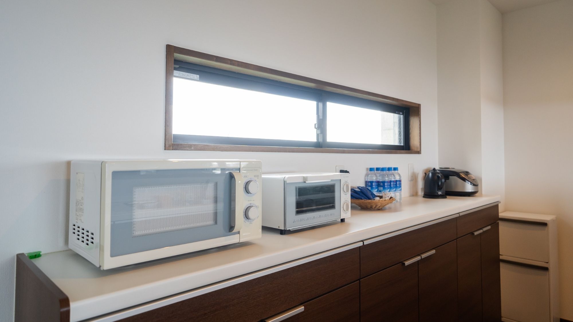 【部屋設備】キッチン周りや洗濯機・乾燥機、Wi-fiもご用意しております