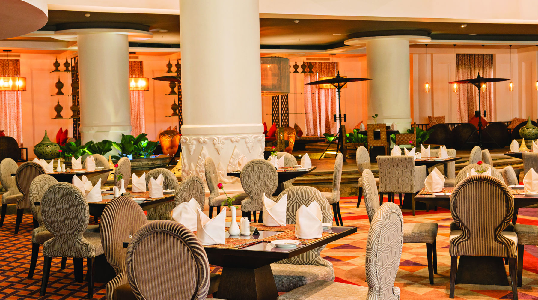 ポーチコ ラウンジ（ロビー階）