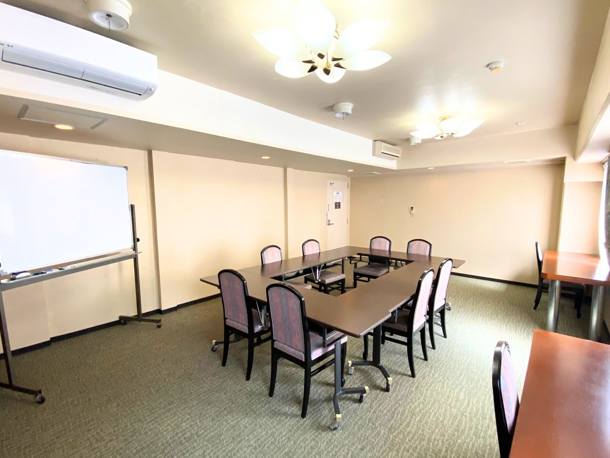 会議室フェニックス
