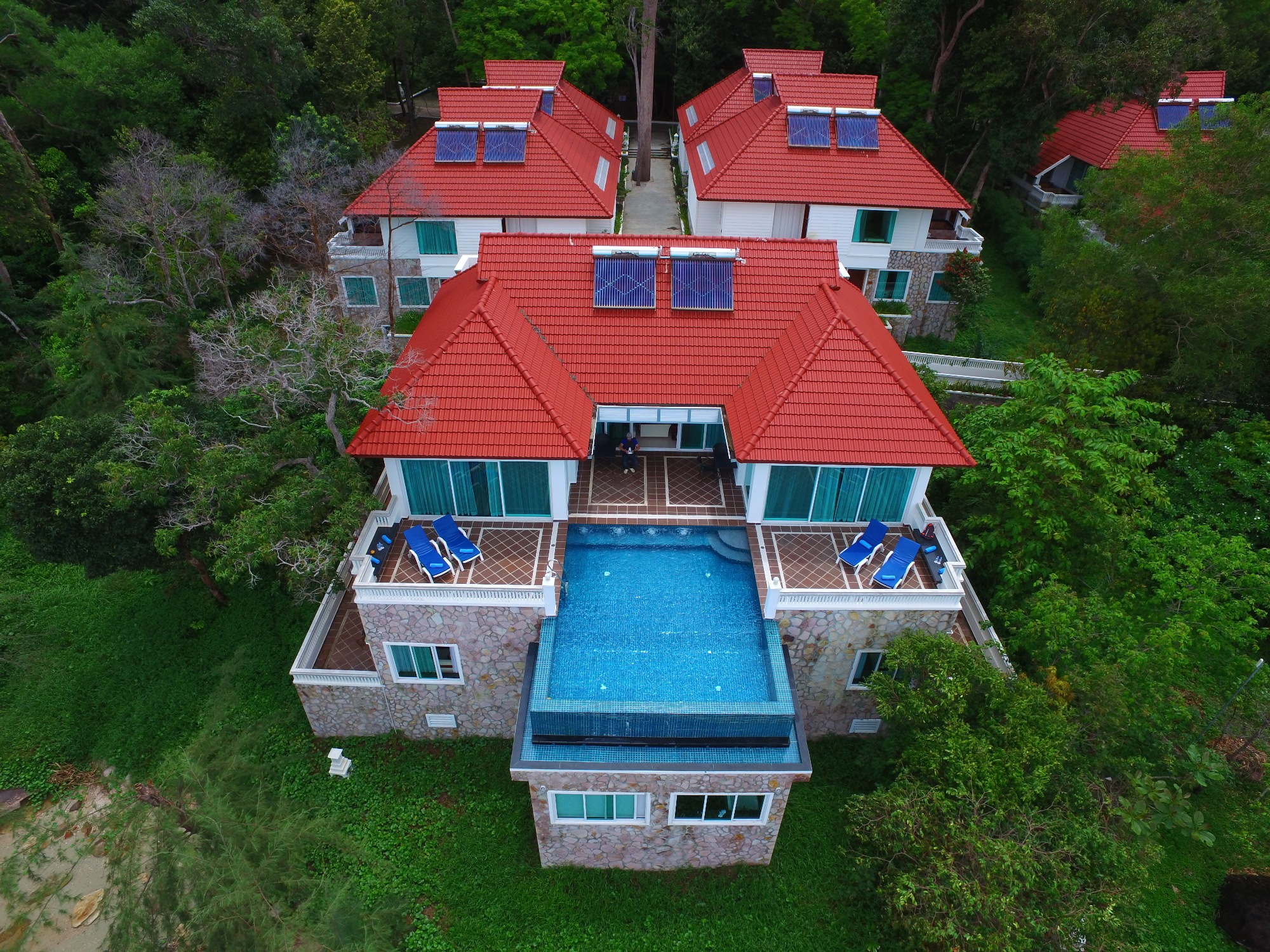 インディペンデンス ホテル リゾート アンド スパ(INDEPENDENCE HOTEL