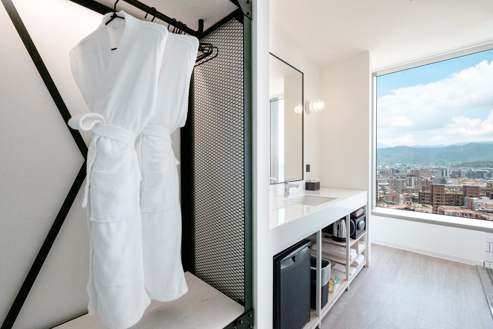 コーナーエキストララージルーム（台北101ビュー・キングベッド）