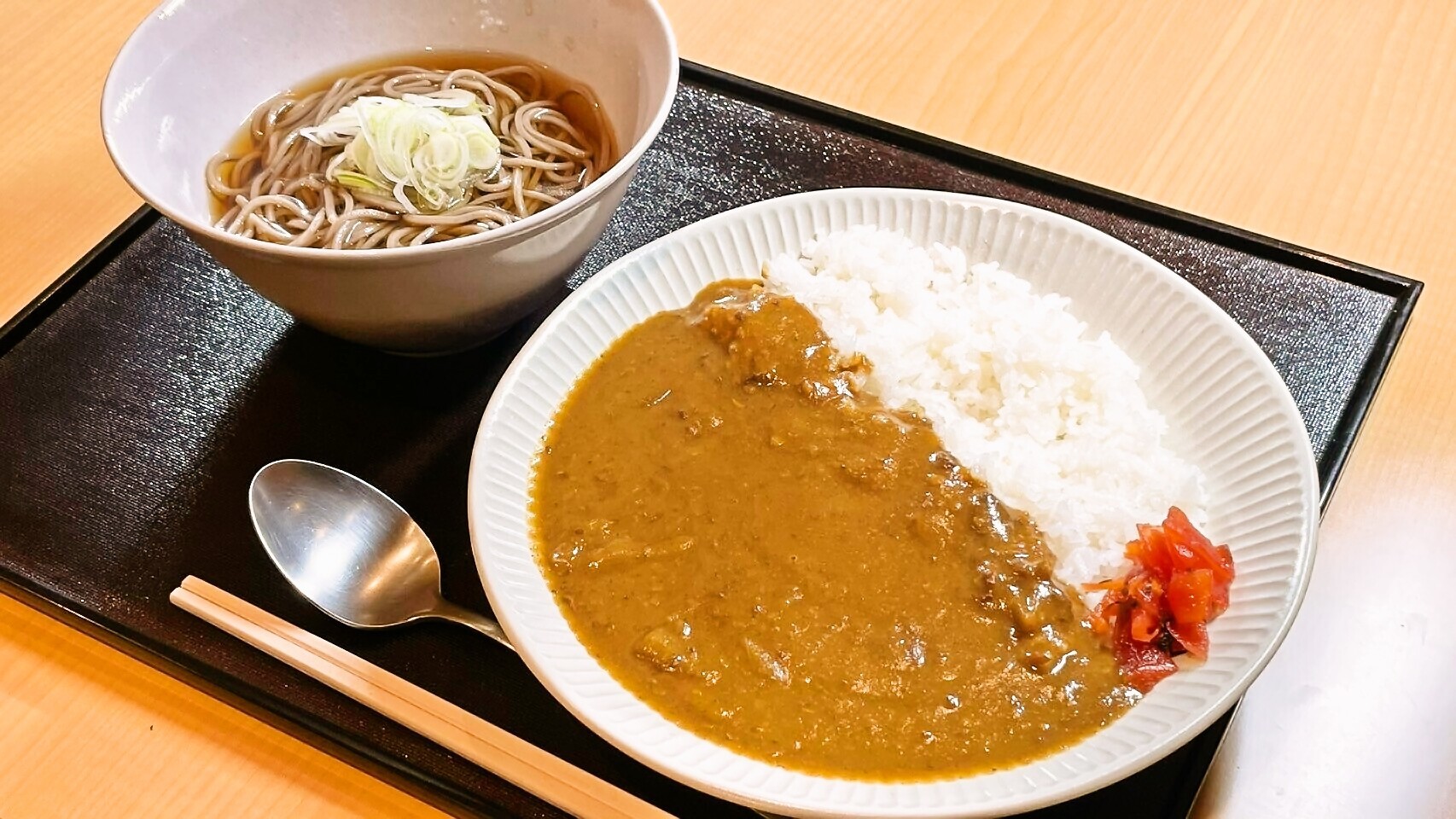 【30％OFF】限定プラン（ご夕食-軽食＆ご朝食付き／全室ルームシアター無料） 