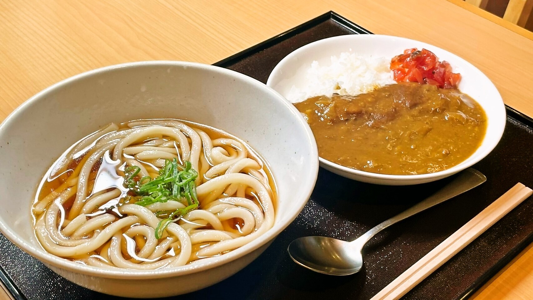 【30％OFF】限定プラン（ご夕食-軽食＆ご朝食付き／全室ルームシアター無料） 