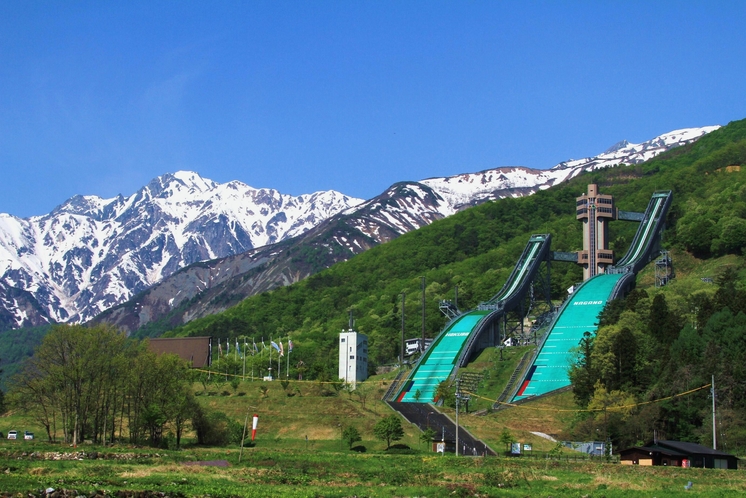 【5月】残雪の五竜岳と白馬ジャンプ台