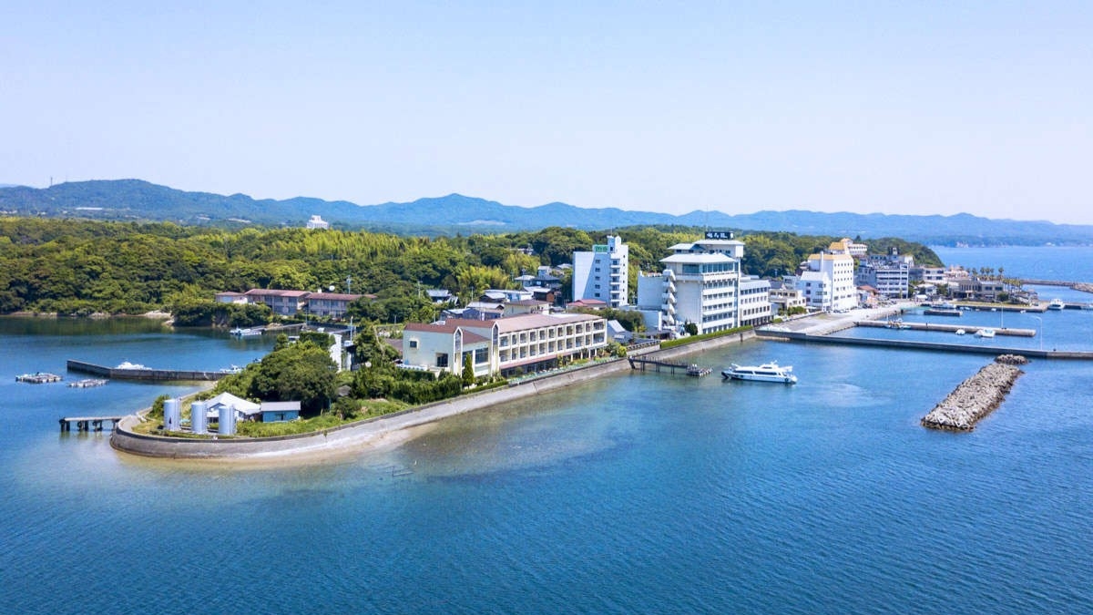 【素泊まり】◆最終イン21時まで◆地下1，300メートルから湧く天然温泉◆船で3分離島の温泉宿◆