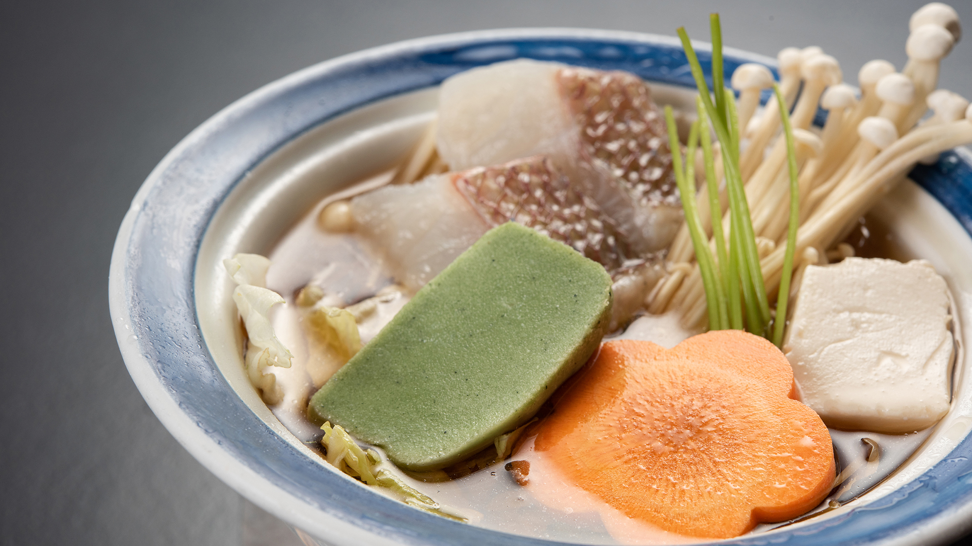 【夕食一例】鯛鍋（愛合膳）