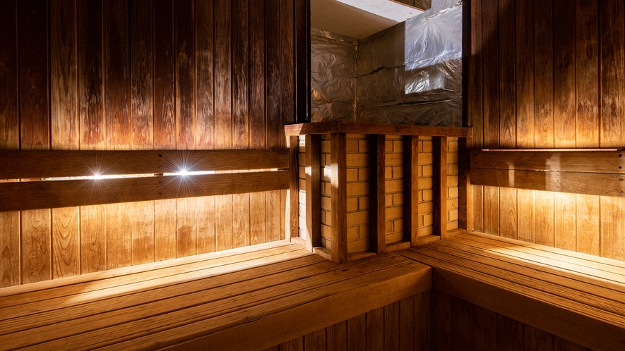 *【大浴場：風待ちの湯】桧サウナ：サウナ室はすべて吉野産のヒノキを使用