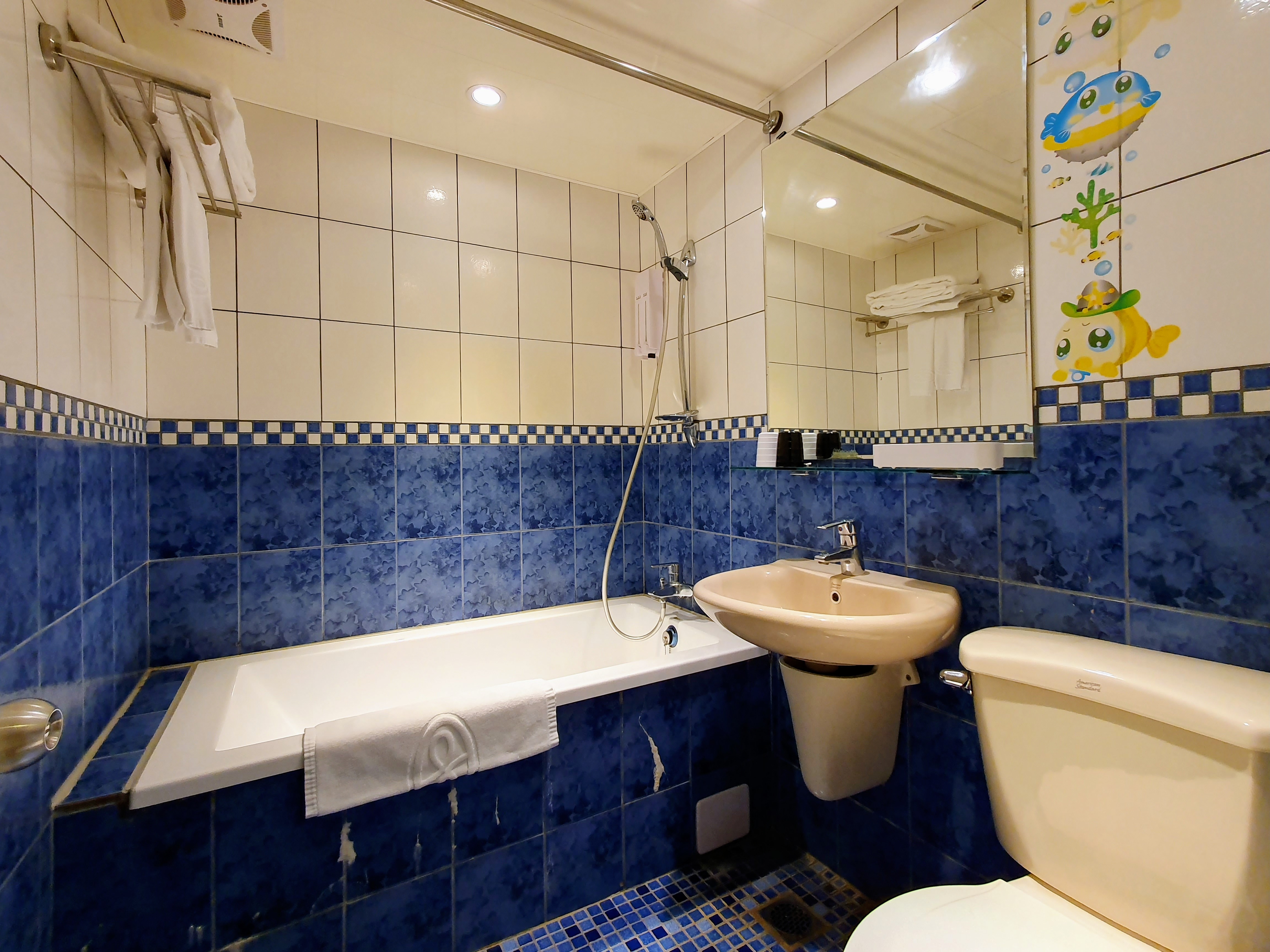 ダブルルーム　浴室