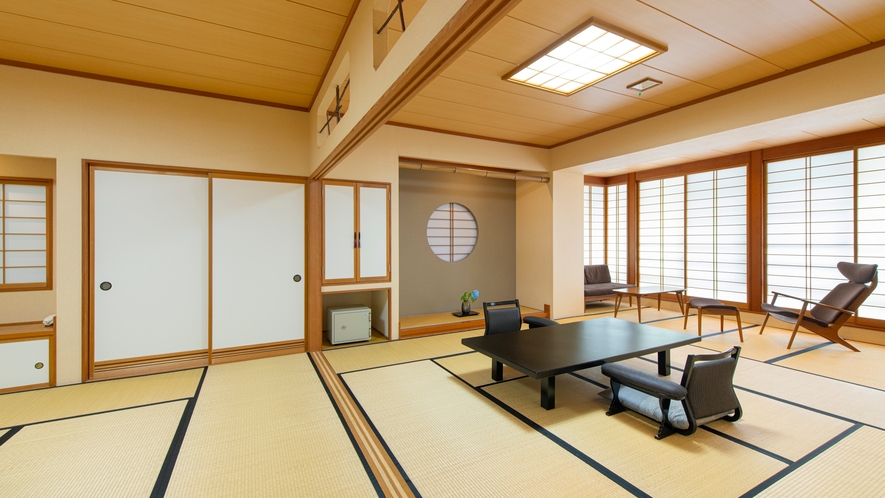 *【客室/和庵101号室】2間の大部屋なので小さなお子様連れや三世代旅行、グループに最適です。