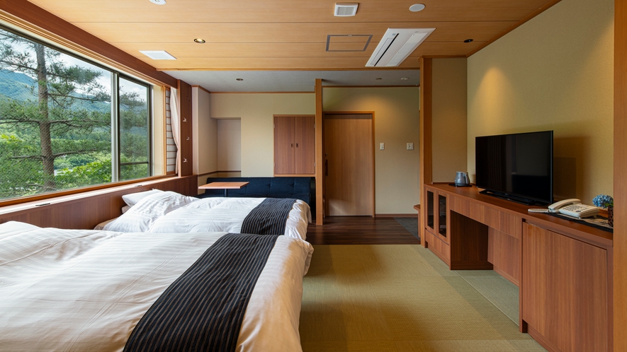*【客室/寛庵301号室川側】シモンズベッド導入、上質な眠りへと誘う癒しの空間をご用意。