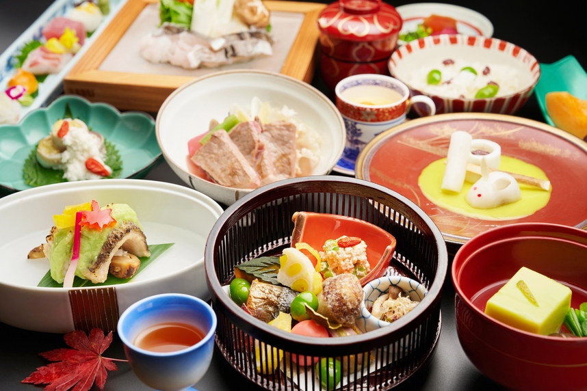 ◆秋季限定◆錦秋の〜味覚・香り・色彩〜を愉しむ秋月—しゅうげつ—会席