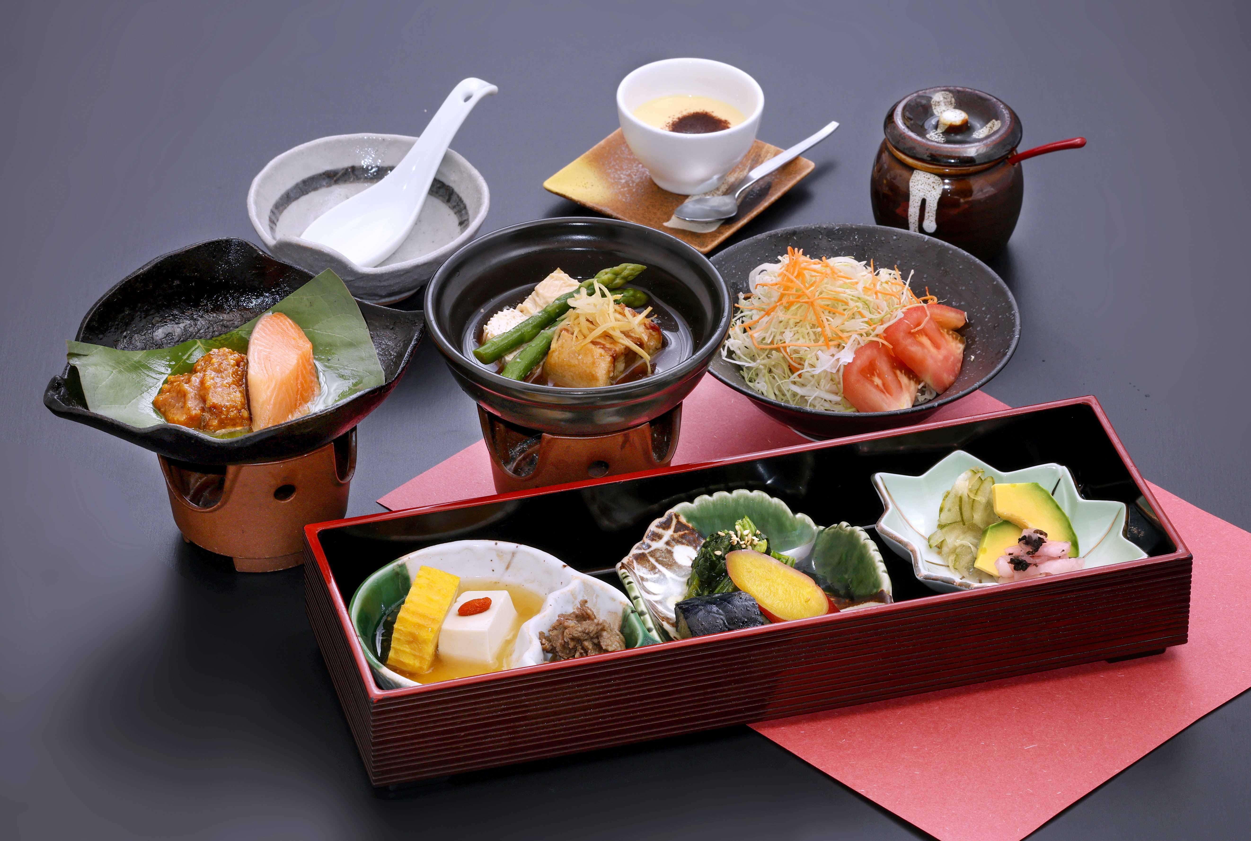 ご朝食