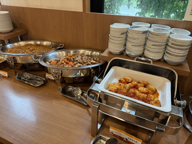 朝食バイキング
