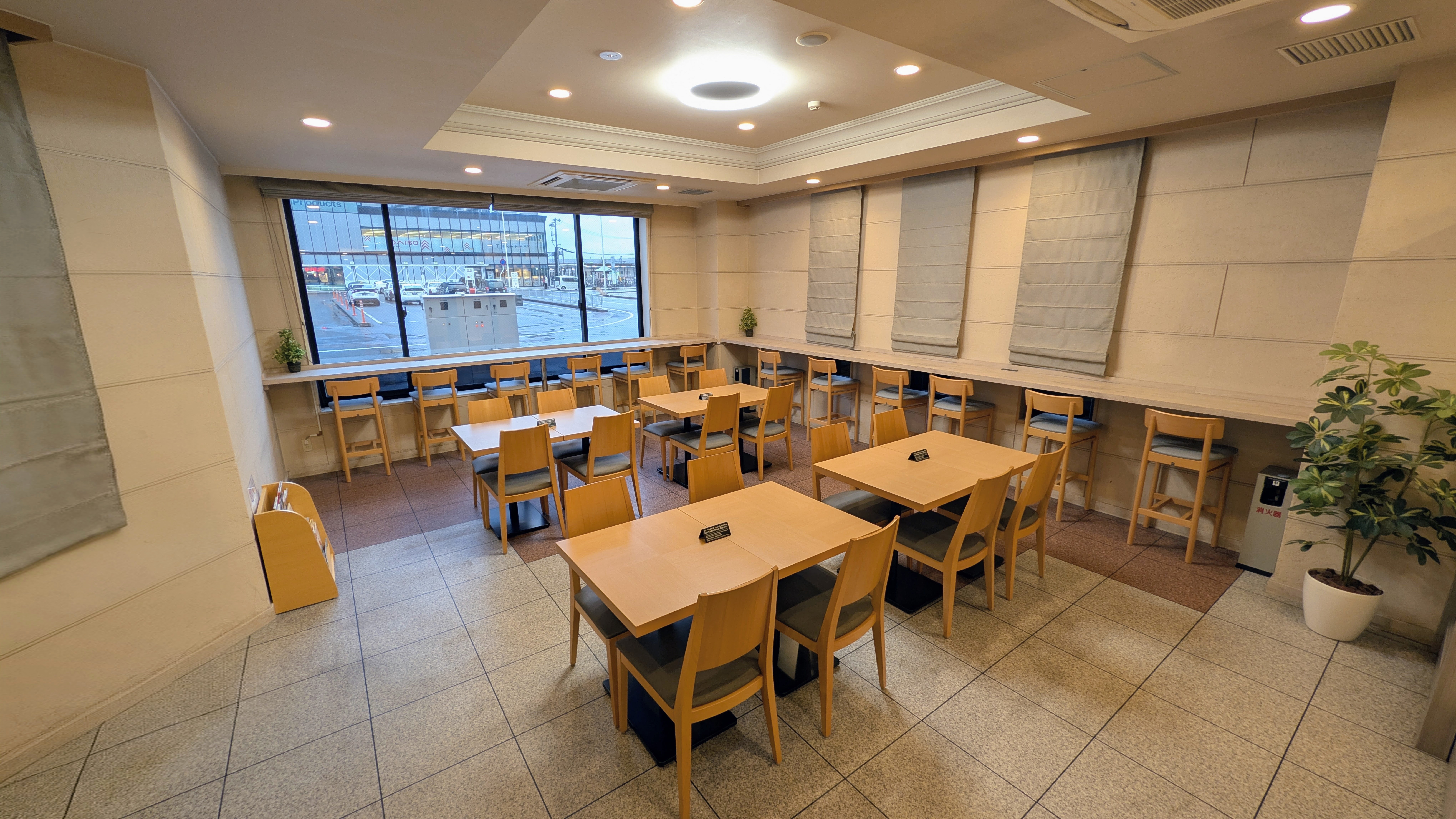 1Fラウンジスペース