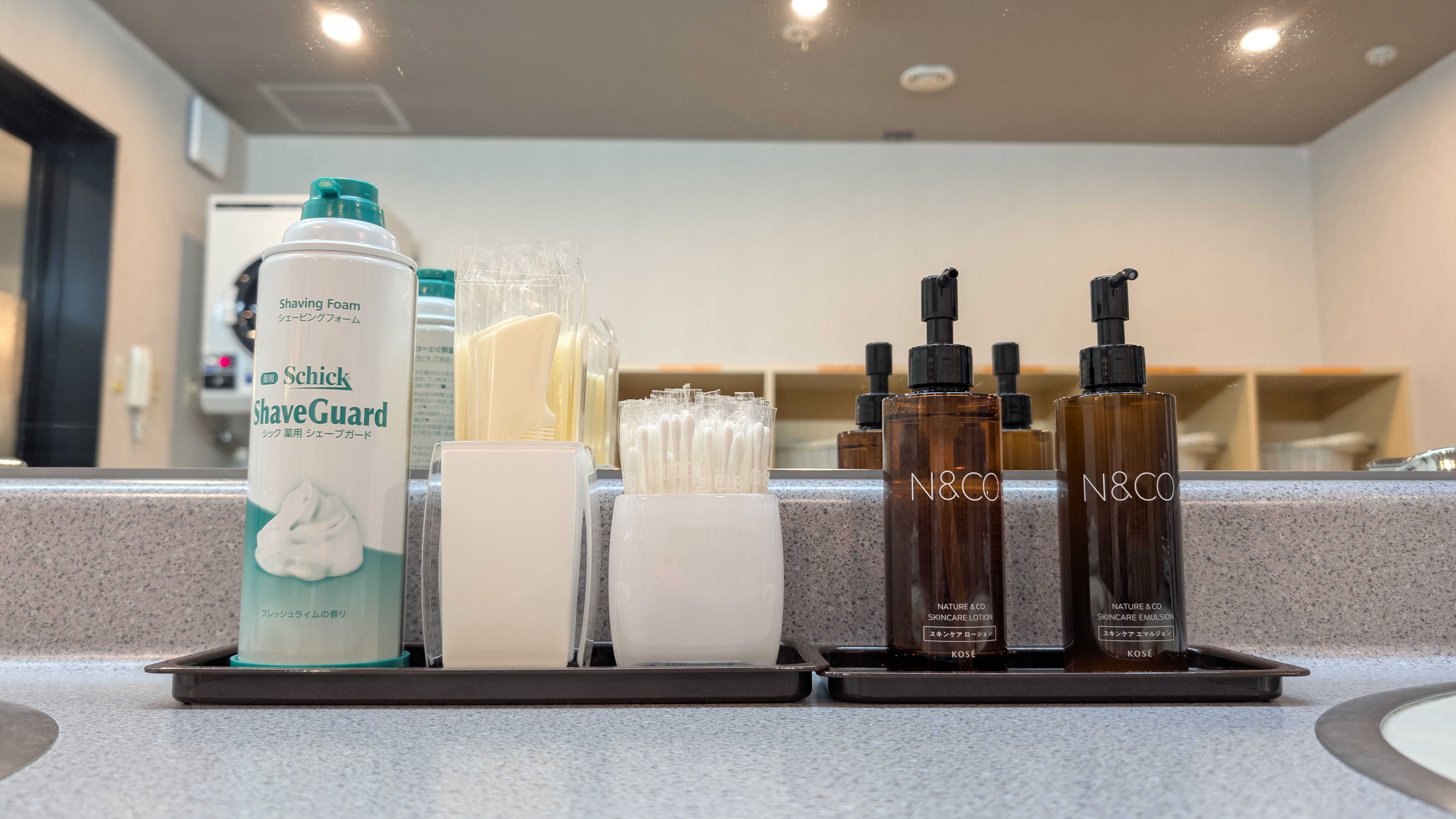 男性大浴場アメニティ　化粧水･乳液･シェービングフォーム･くし･綿棒