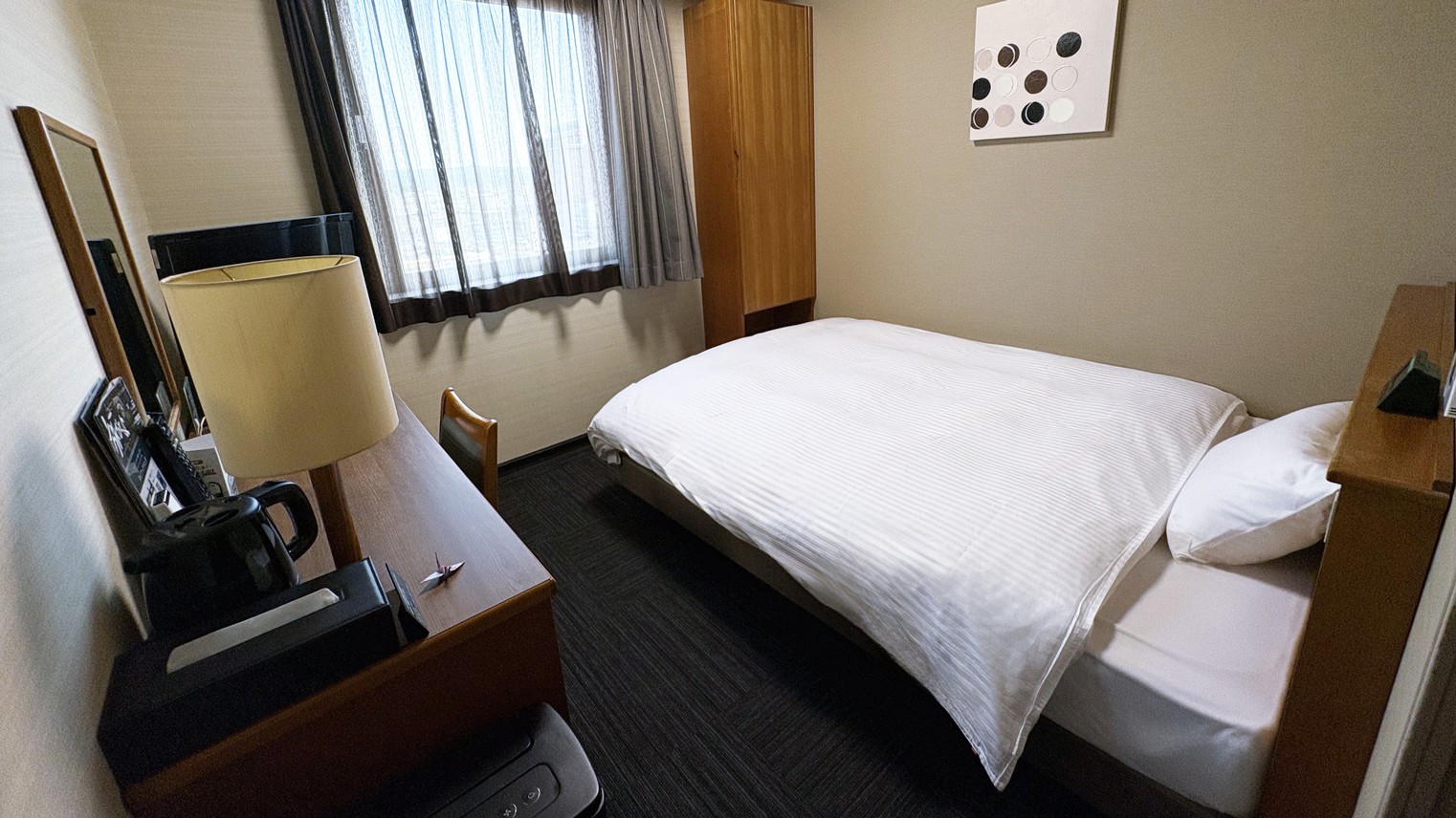 スタンダードシングルルームB