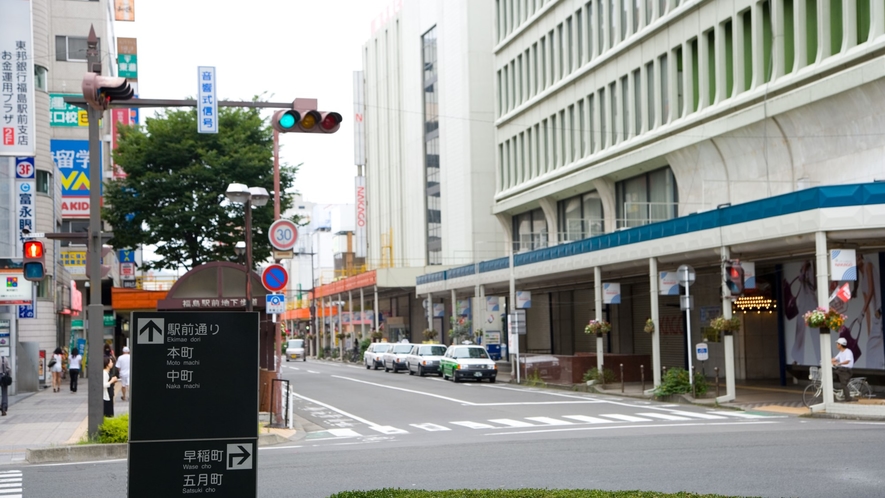 福島駅前