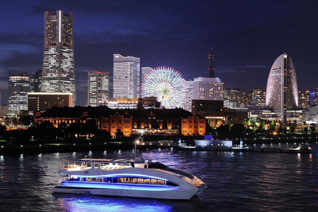【12/22・12/24限定】クリスマス・クルーズ＆ステイ・横浜の夜景をシャンパンとともに(朝食付）