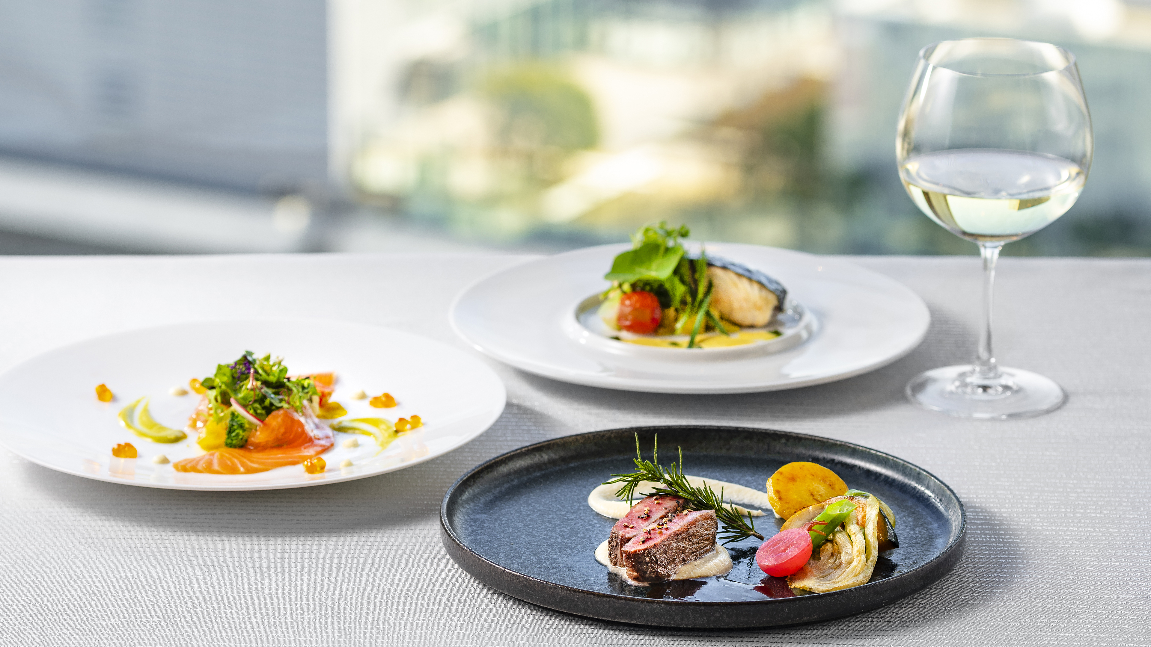 フレンチ「ベイ・ビュー」(28階)