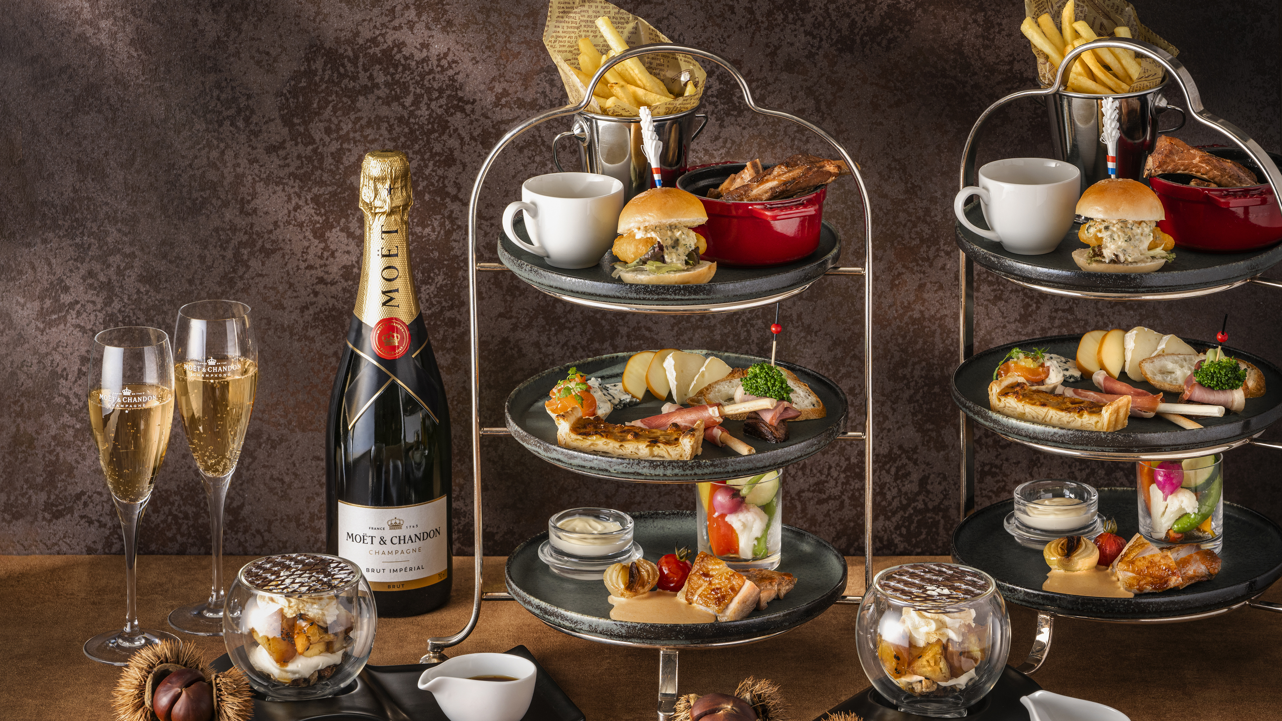 スカイラウンジ「ベイ・ビュー」イブニングハイティー