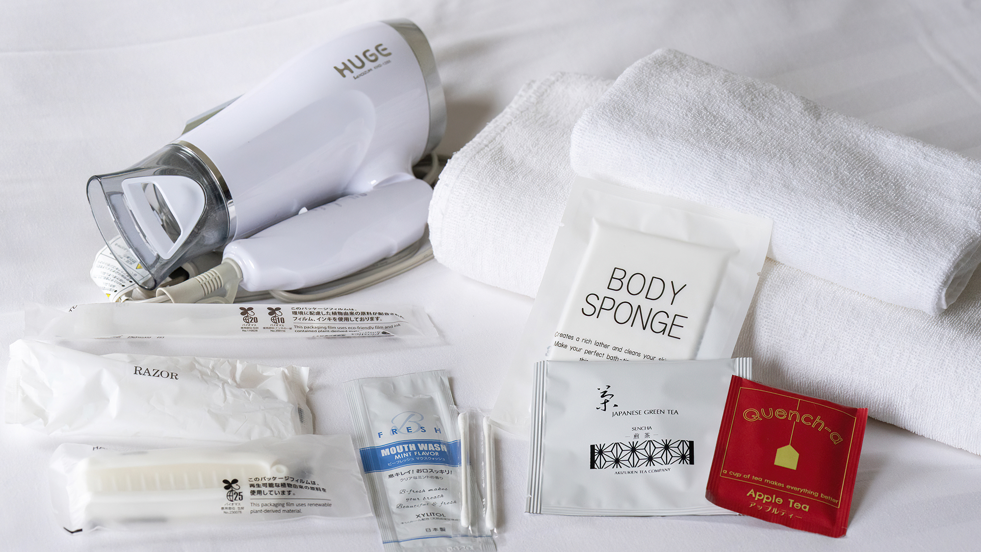 【アメニティ】タオル・お茶セットなどお部屋にご用意しております