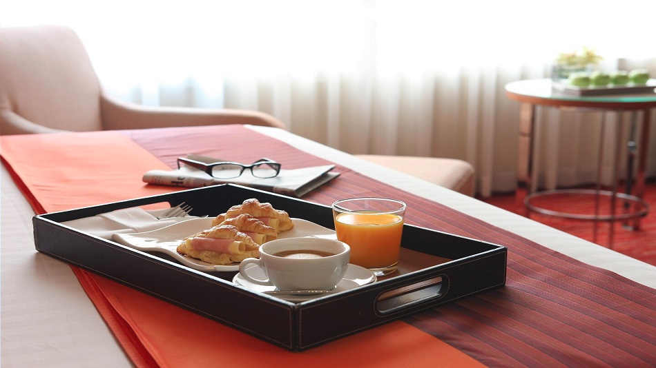 ルームサービス