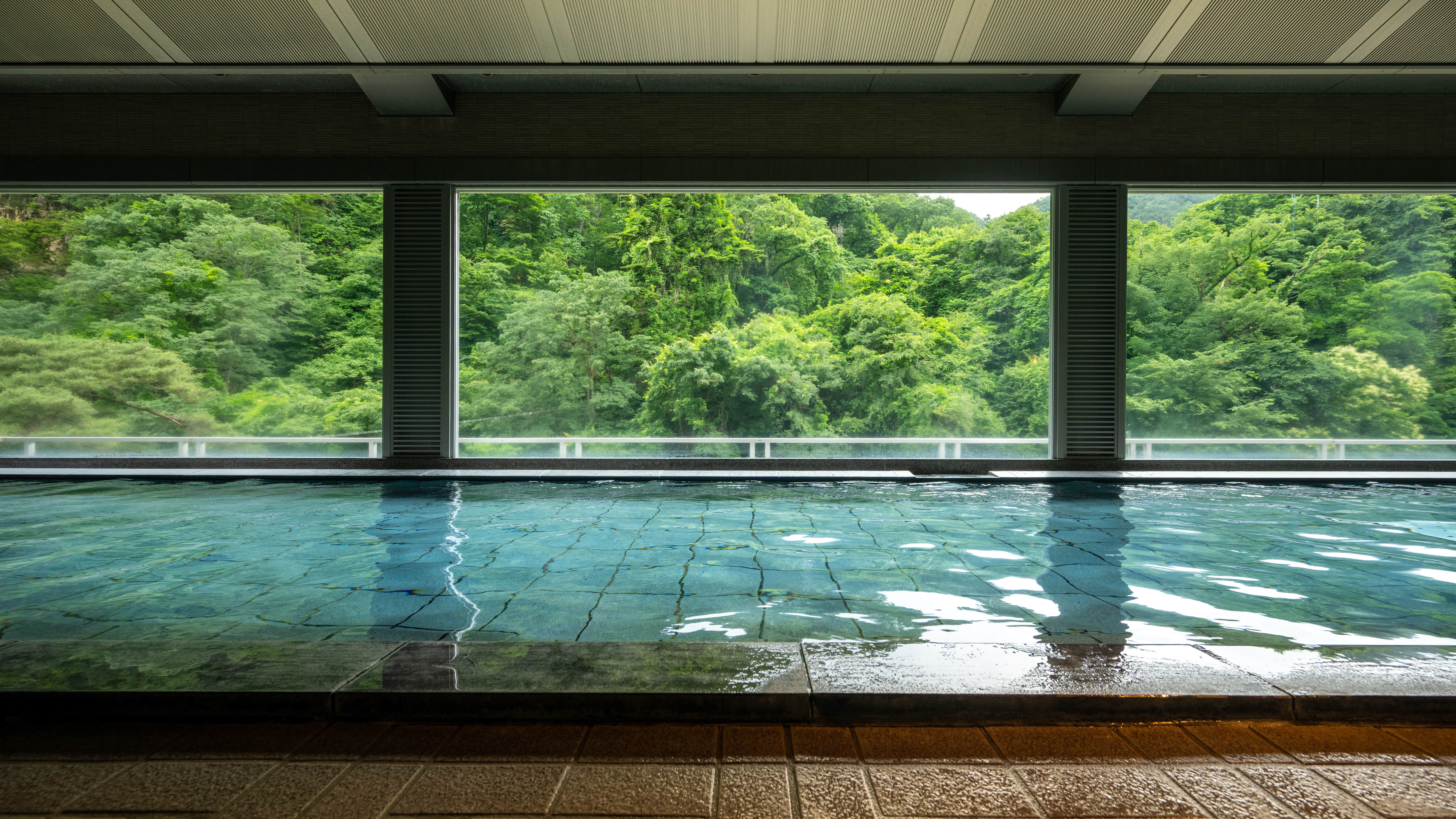 【大浴場 藤太の湯】この地域に伝わる開湯伝説にちなんで名づけられた大浴場◆広さは東北最大級です！