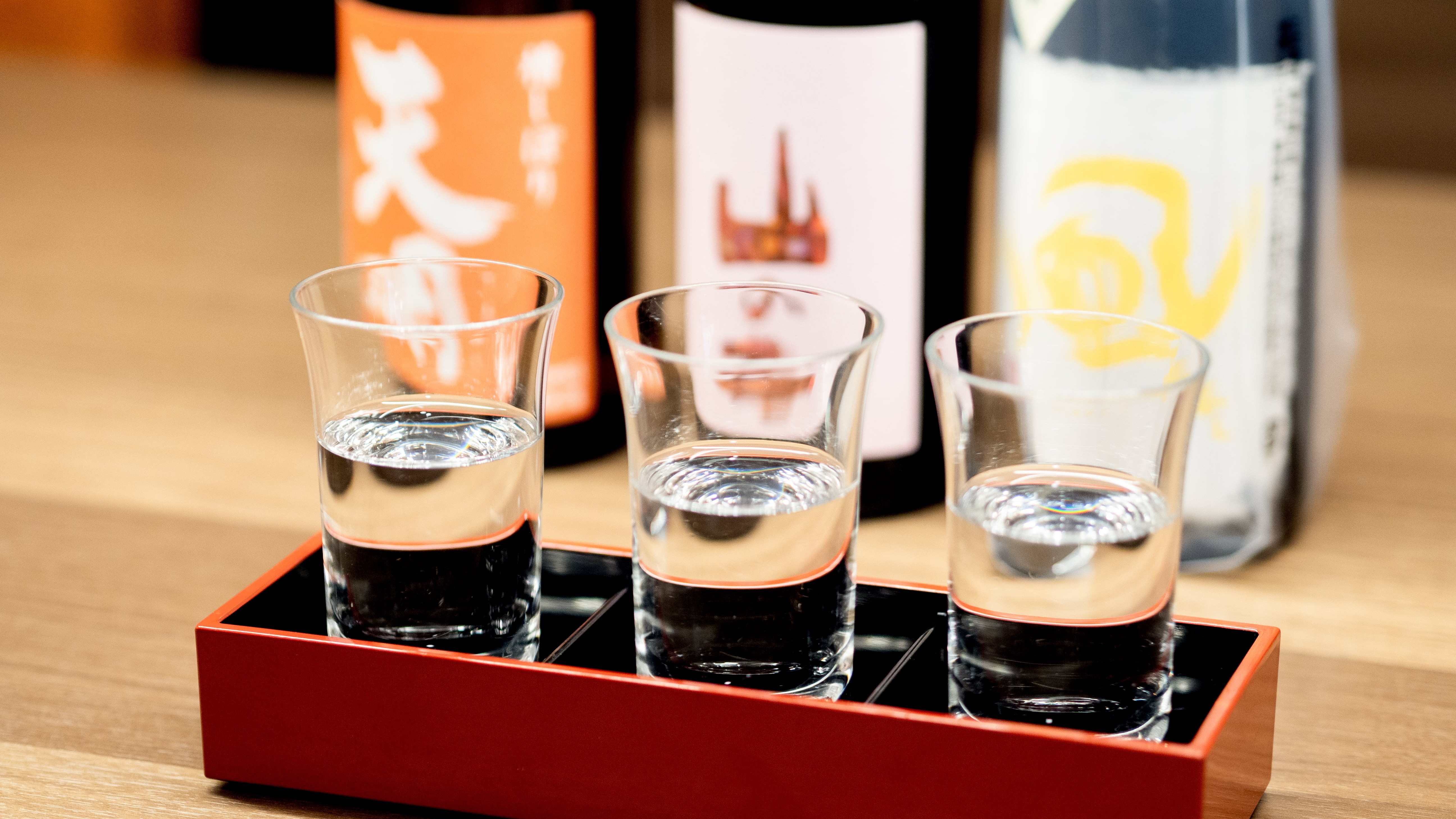【お酒】福島県は有名な日本酒が多くあります。ぜひ会席料理に合わせてお楽しみください
