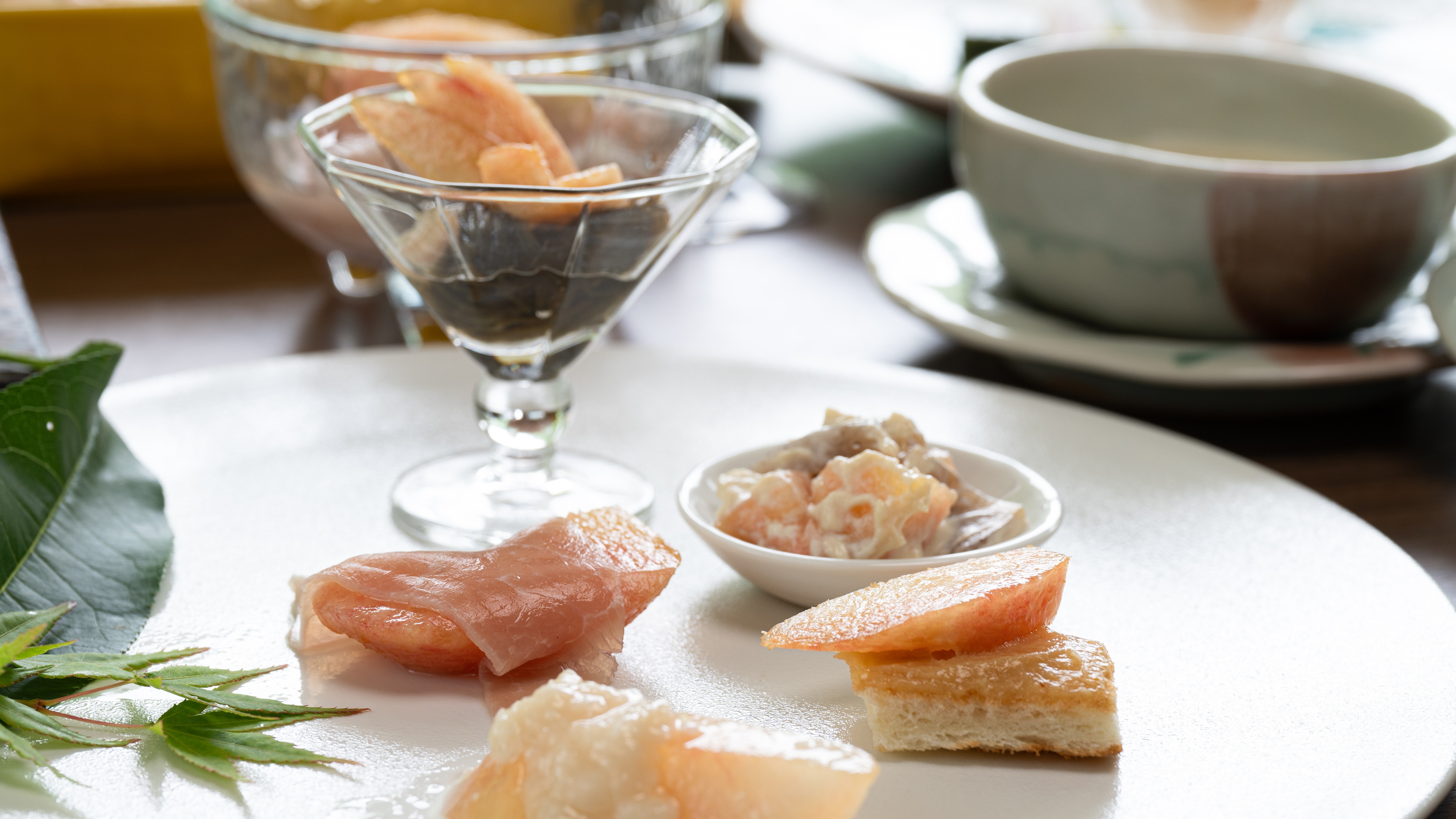 【桃会席】吉川屋オリジナル！ももの名産地、福島県ならではのお食事です♪