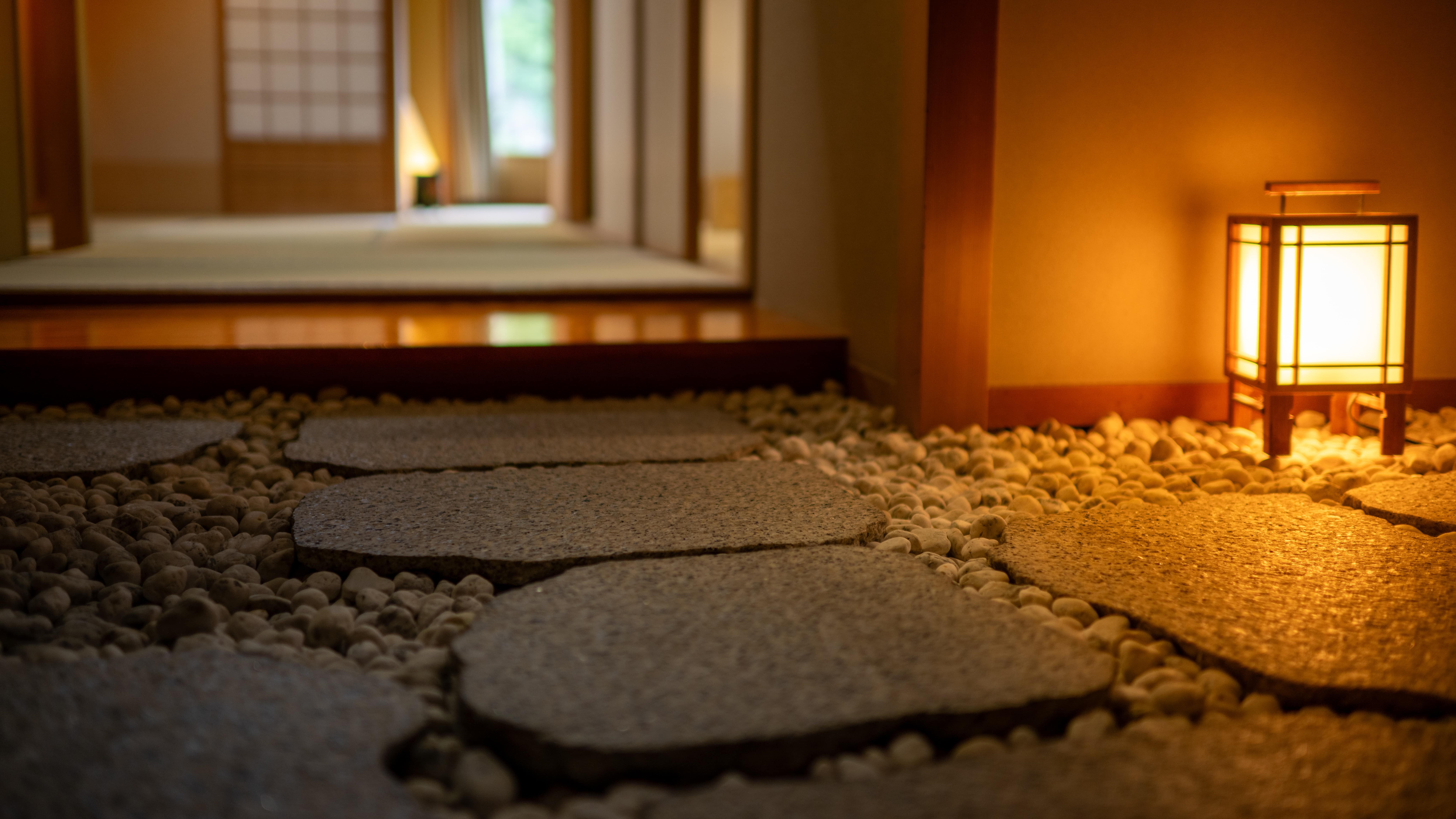 【貴賓室｜紫雲閣】9階のエグゼクティブフロアにある当館最高ランクのお部屋です。特別な日のご宿泊ぜひ