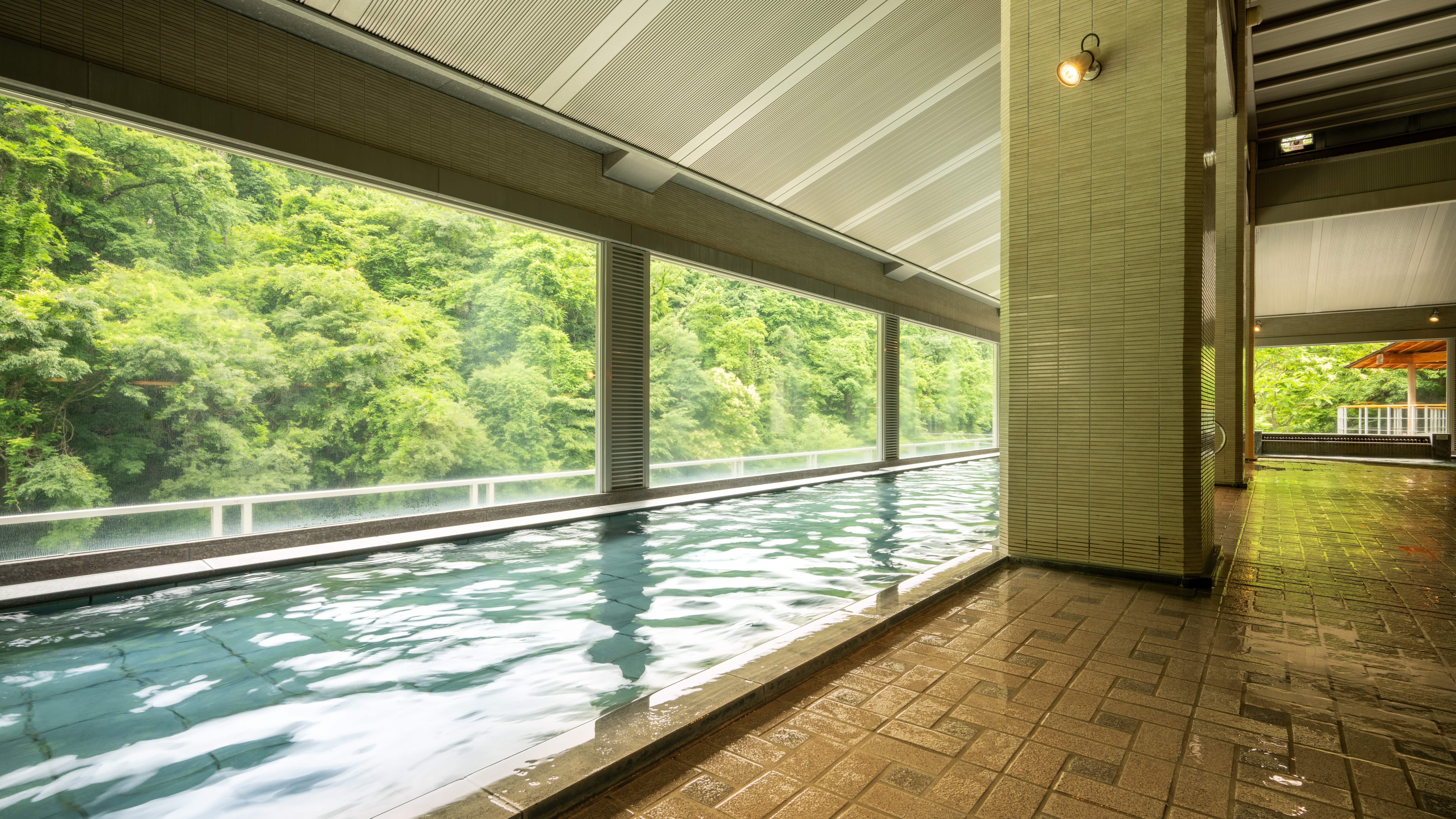 【大浴場 藤太の湯】この地域に伝わる開湯伝説にちなんで名づけられた大浴場◆広さは東北最大級です！