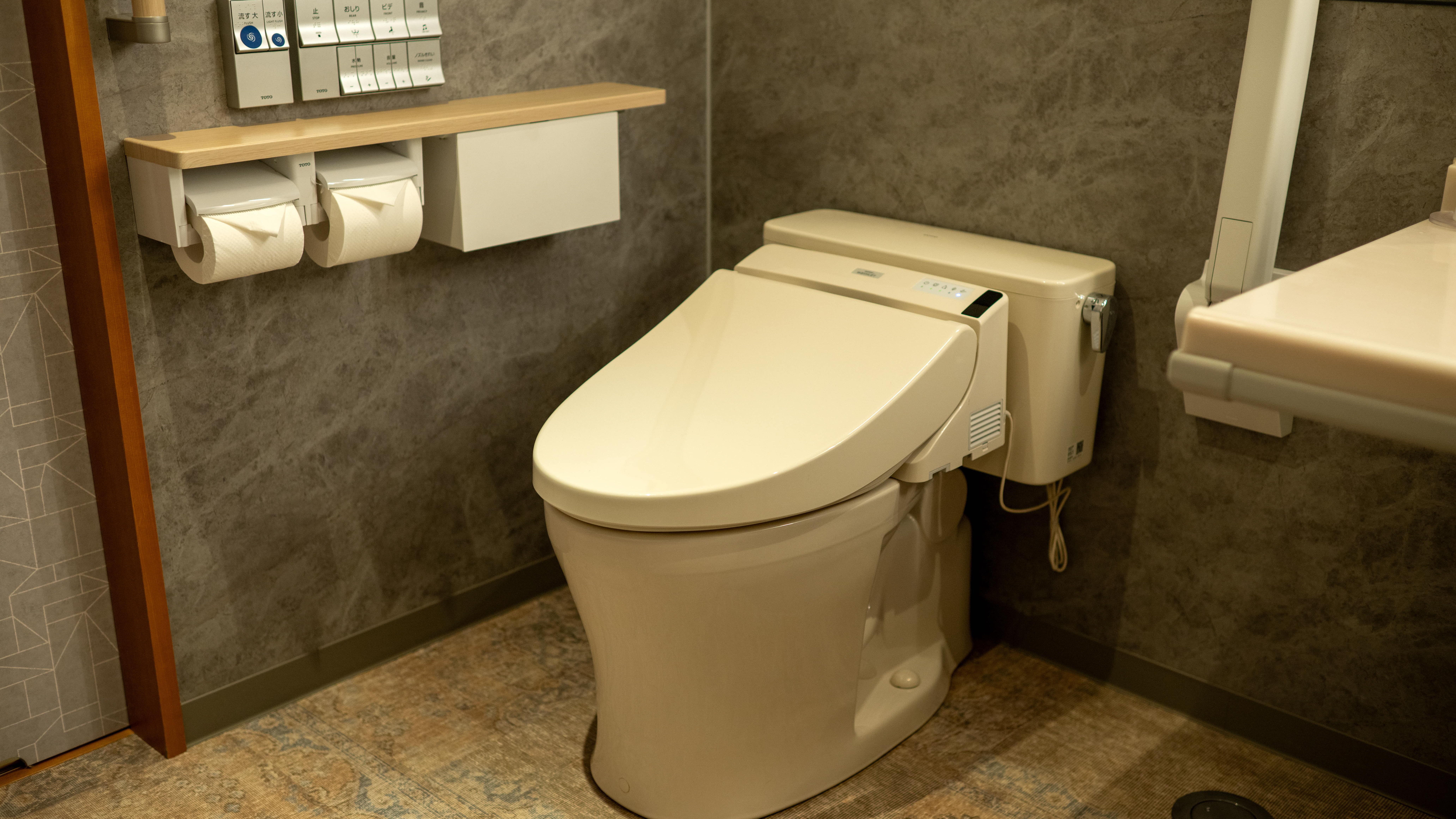 【和モダンツインルーム｜凌雲閣】バリアフリー客室◆北欧テイスト◆大きな窓から大自然のパノラマも♪