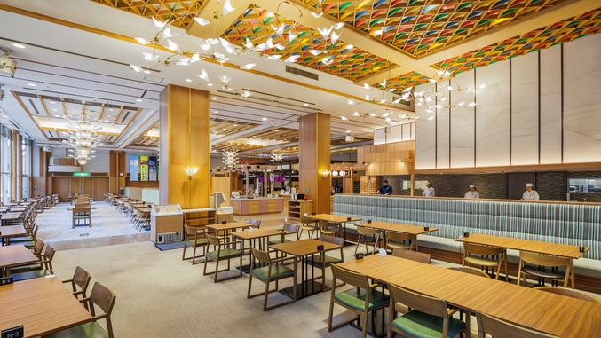 【平日限定】50歳以上のお客様同伴で「華風館客室」へ無料アップグレード＜ツアービュッフェ＞