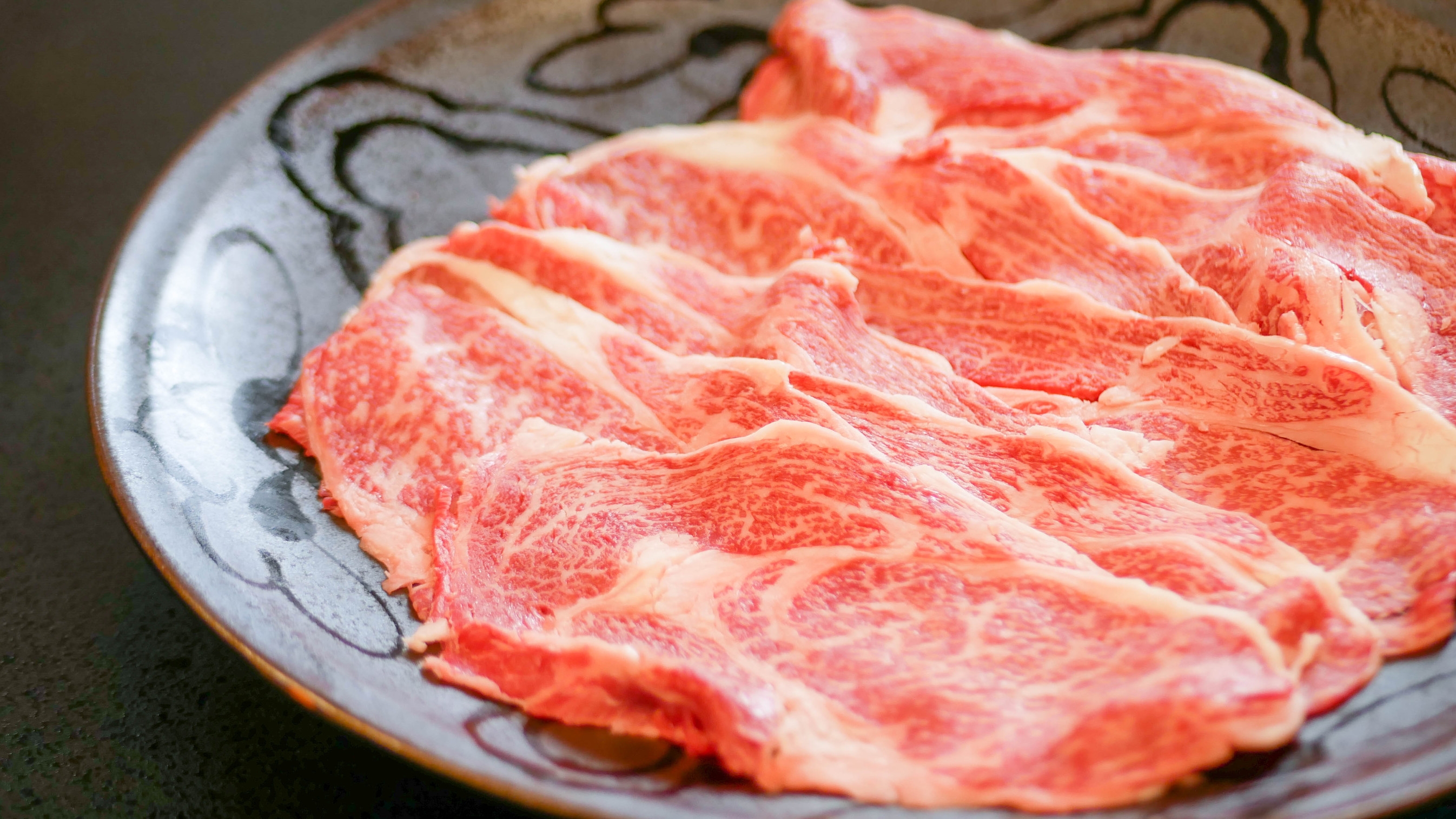 【上州牛すき焼き】やわらか特撰ロース×牛肉の旨味がたっぷりしみた上州野菜★特製割り下で♪個室食事処