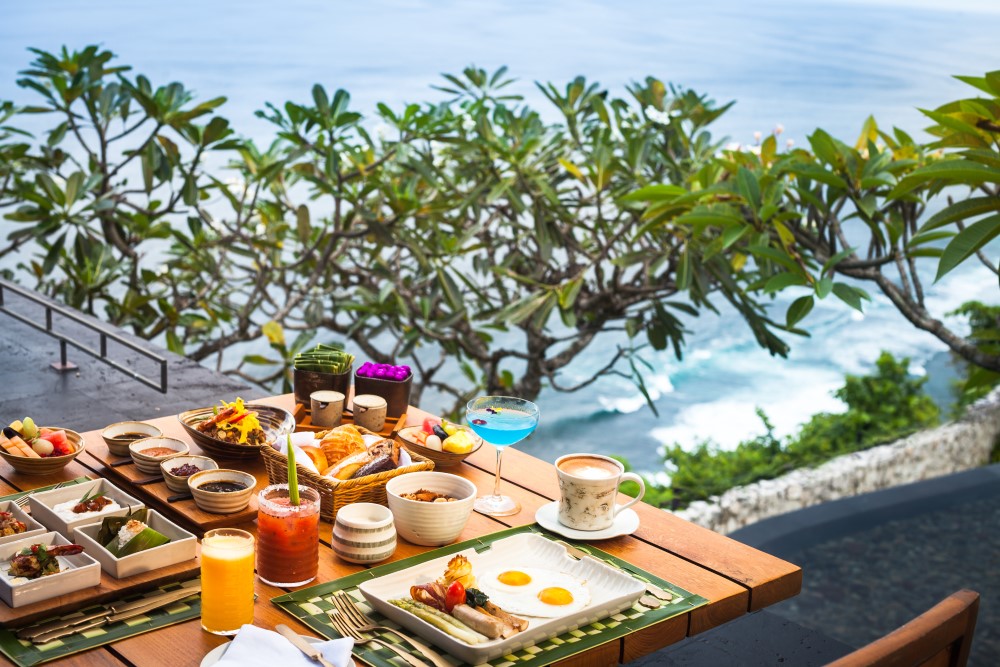 朝食　カクテルとご一緒に　（一例）