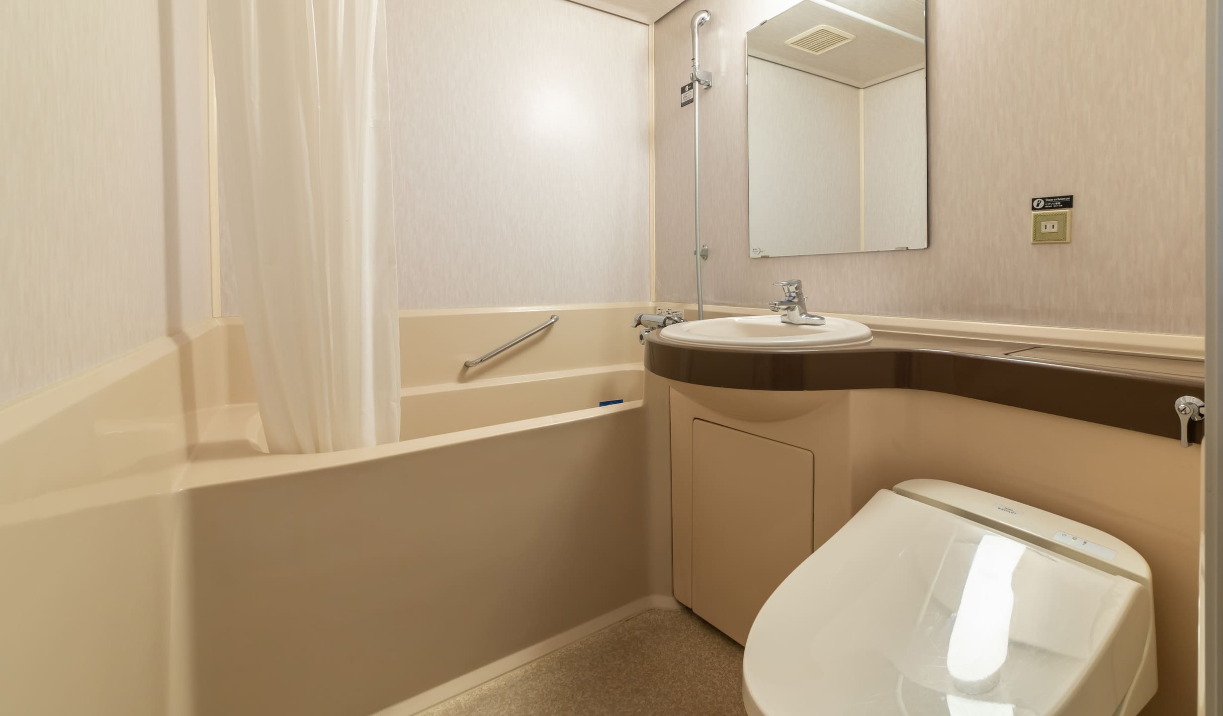 客室バスルーム