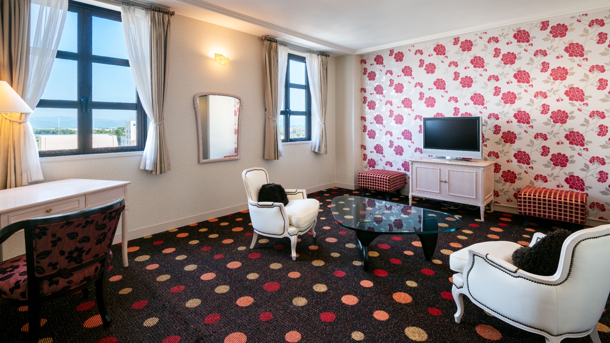 お部屋｜スイートルーム ◇ ロンバルディア