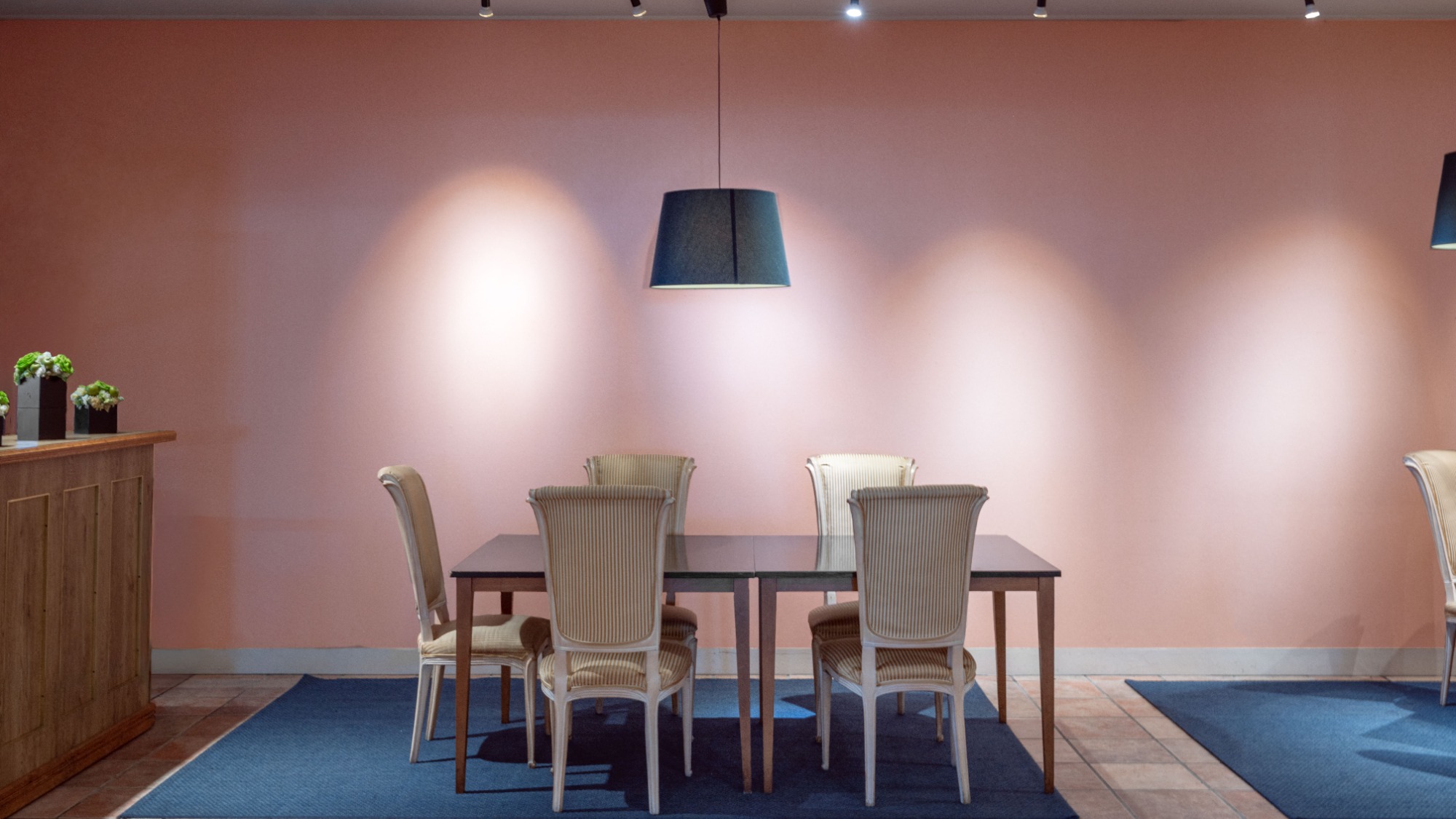 ロビー｜イタリアンリゾートのような空間