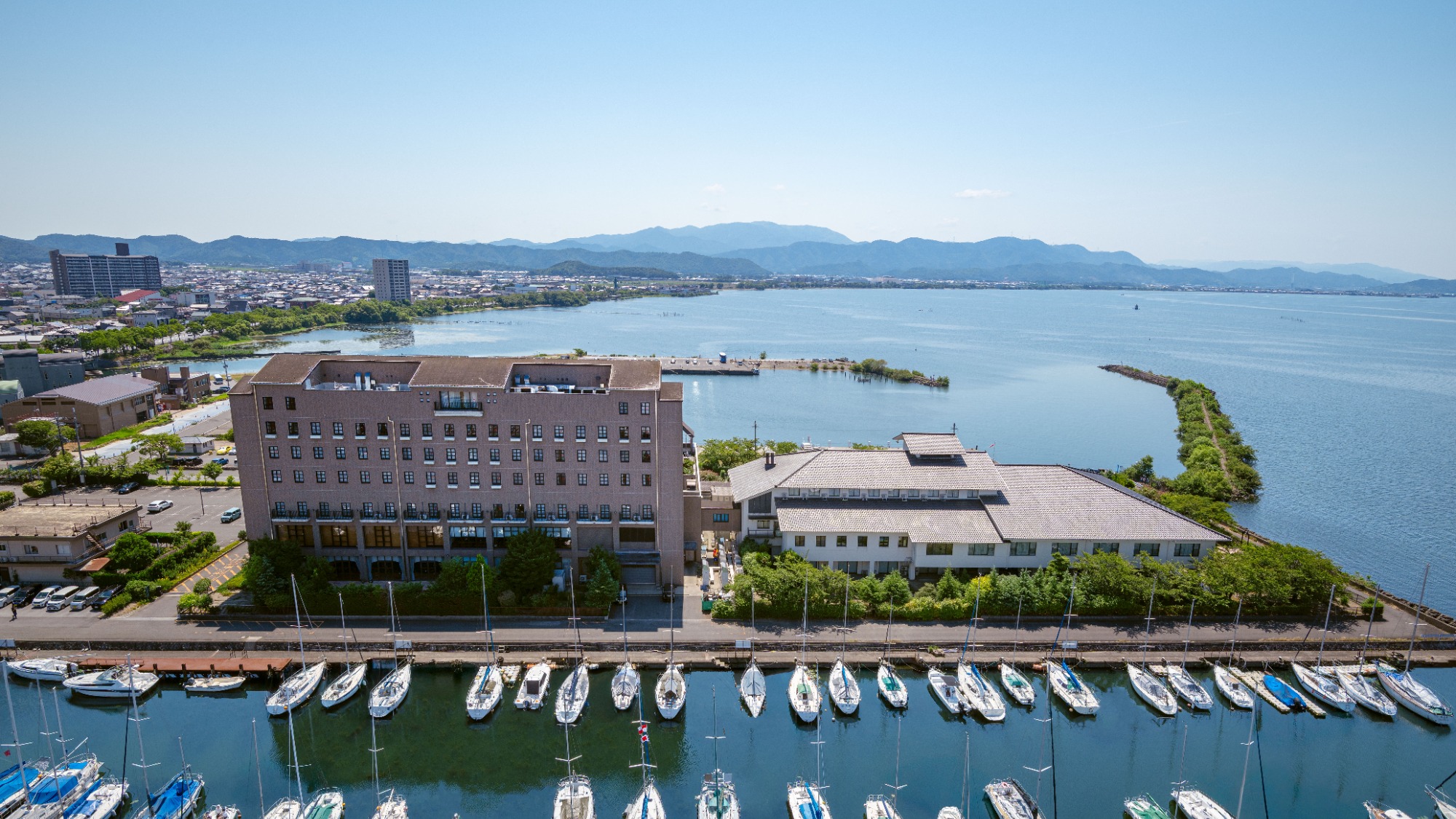 ホテル外観｜全景